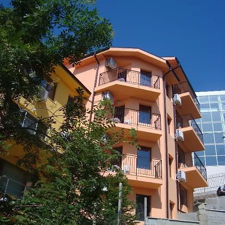 Къща за гости мари за гости Златни пясъци